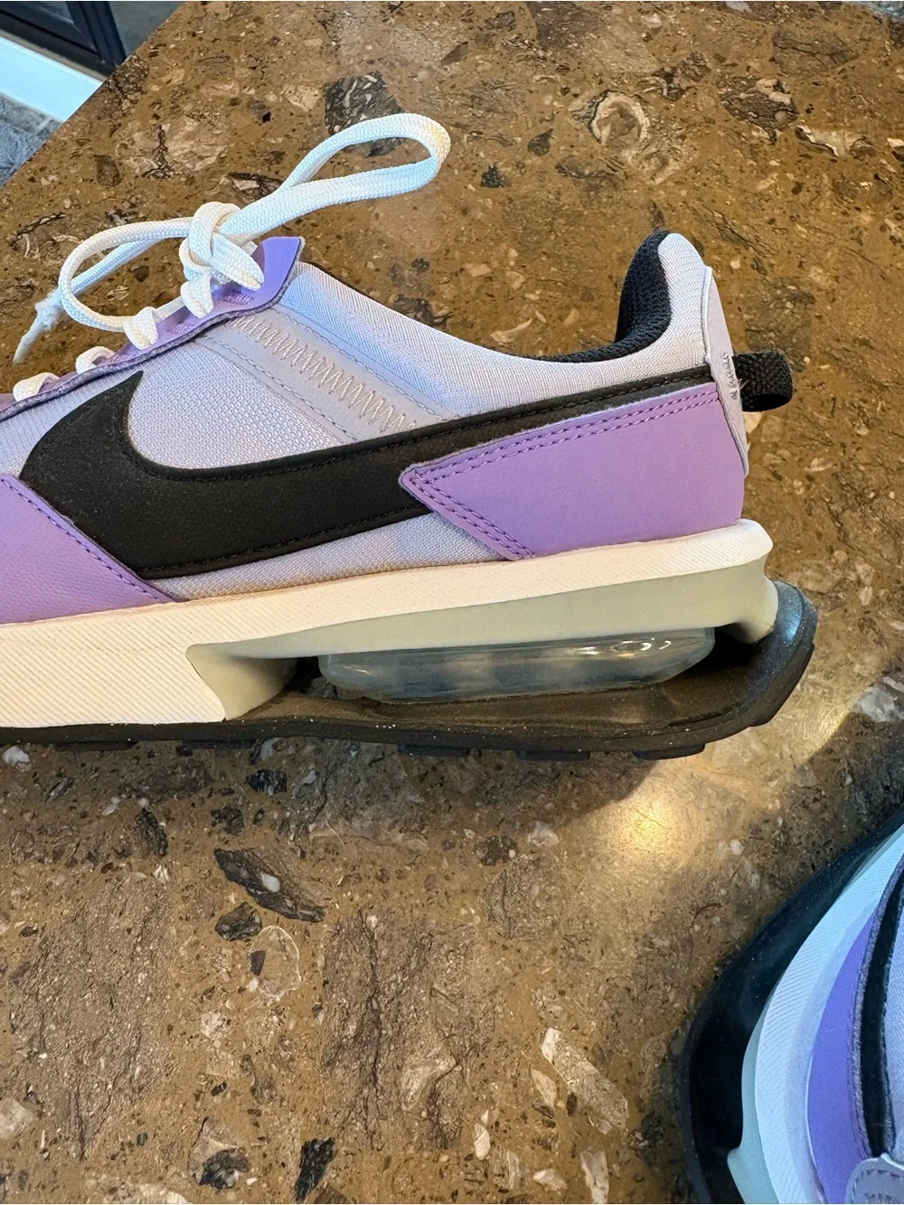 Nike Lavender and Black Low-Top Athletic Sneakers